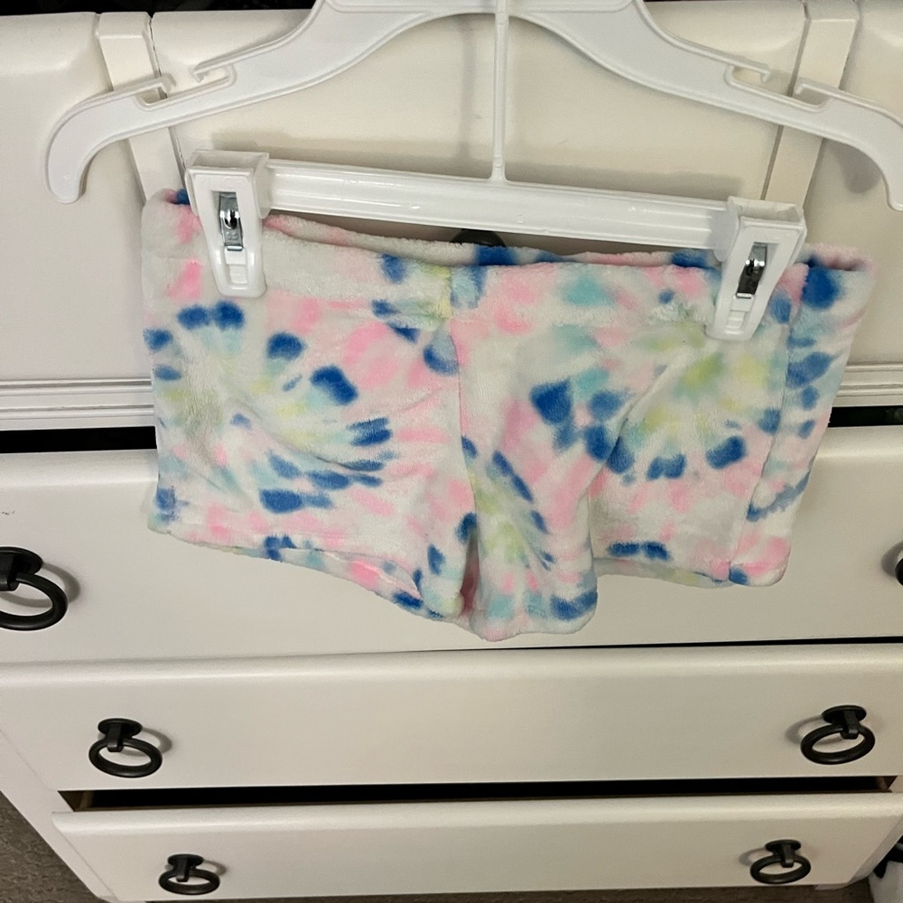 Size 8 tie dye pajama shorts!